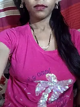 Itz Aisha   online show from April 6, 6:25 am