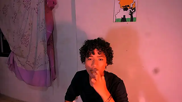 bad girl xxx online show from April 12, 3:31 am