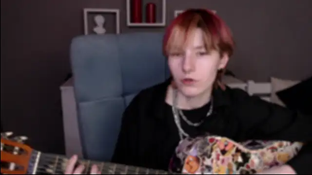 guitarandangell online show from April 6, 4:46 am