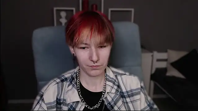 guitarandangell online show from March 17, 7:45 am