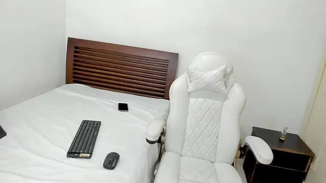 tifanymonroe online show from November 16, 11:54 am