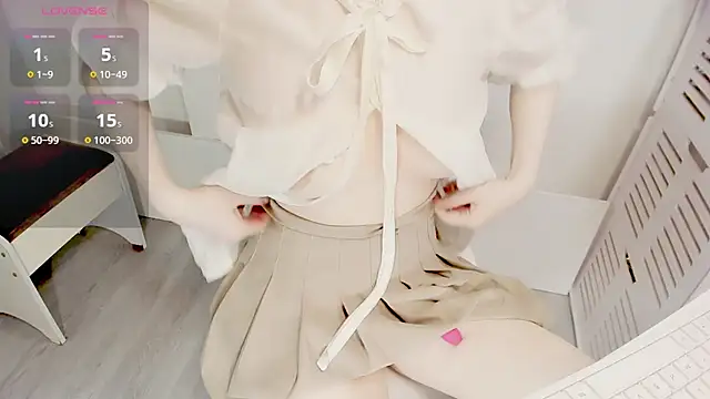 mimi babyyy online show from June 24, 6:51 pm