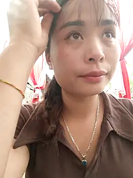 Squirrel-Pear online show from November 17, 9:43 am