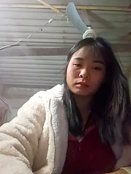 Squirrel-Pear online show from November 29, 12:03 am