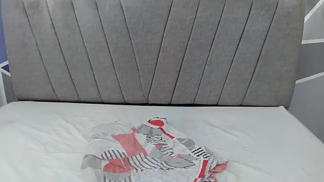 luna merie online show from January 31, 7:11 pm