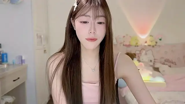 Onecutelittle online show from November 6, 7:14 am