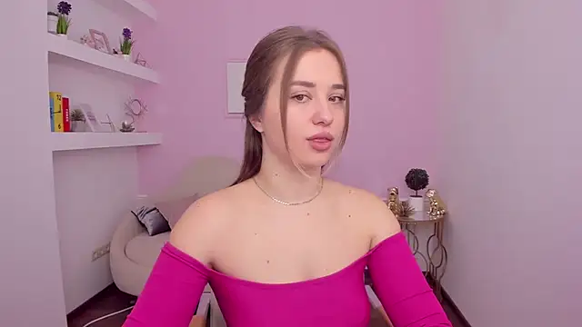 HazelWhityy online show from November 16, 5:42 am