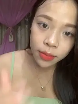 Duck dona online show from October 29, 1:37 pm