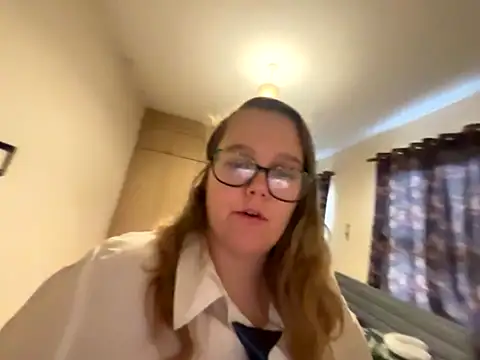 Scarletcum22 online show from November 1, 2:43 pm