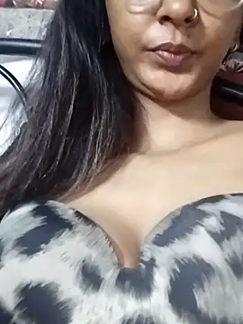 Aaliya BigBoobs 1 online show from December 22, 6:55 pm
