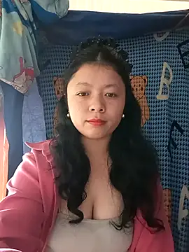 lisa-bae00 online show from February 7, 7:12 am