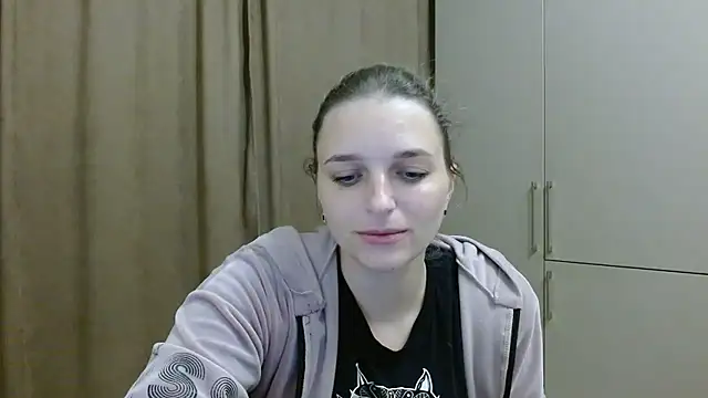 ElisSky301 online show from October 22, 9:53 pm