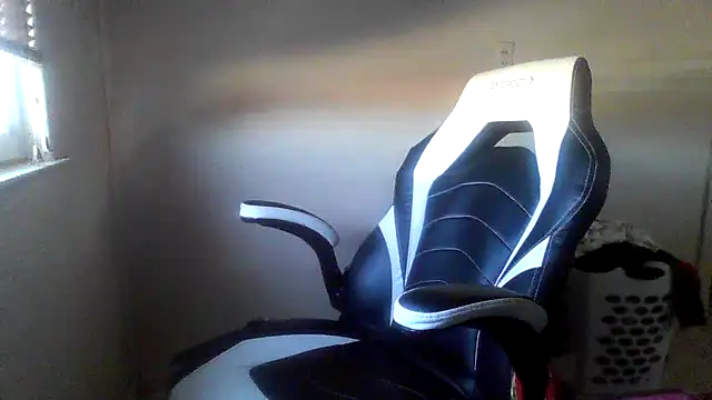 xoxokehlani online show from October 30, 9:05 pm