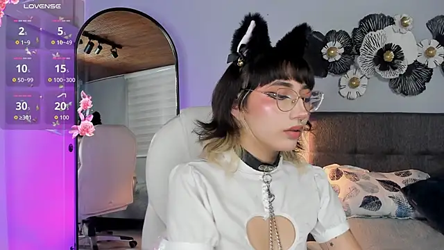 valkyra catnoir online show from October 23, 8:59 pm