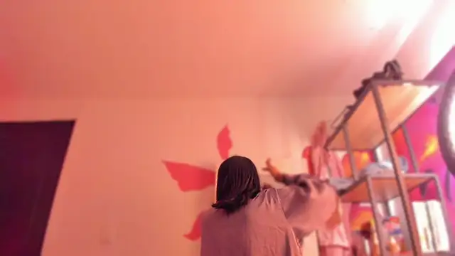 YariRose online show from March 29, 3:00 pm