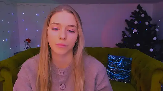 sassy cutie online show from January 15, 1:39 pm