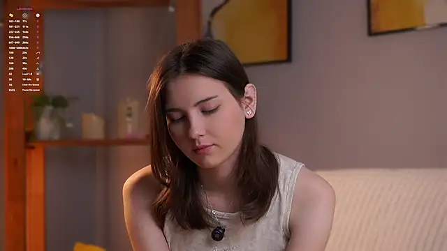 KateCahee online show from April 17, 2:02 am