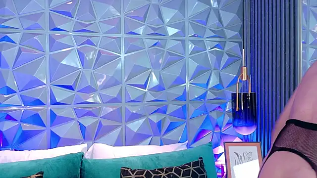 AdelineJhones online show from April 21, 10:39 pm