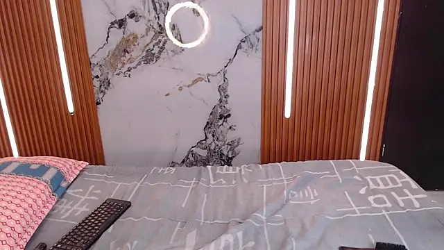 rosselyn  online show from January 10, 12:43 pm