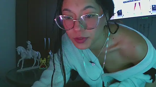 LissyM online show from November 11, 7:00 pm