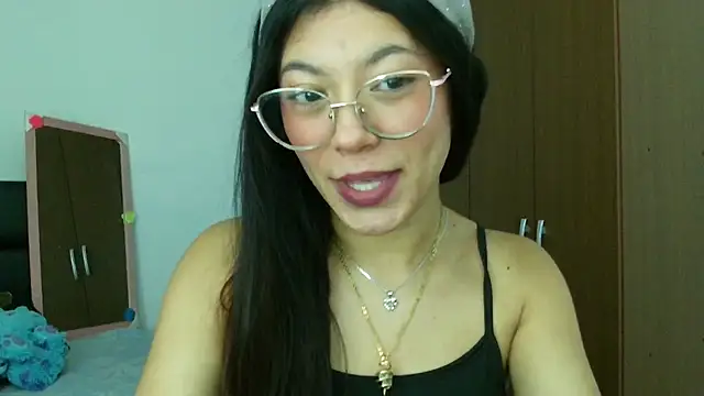 LissyM online show from November 4, 6:13 pm