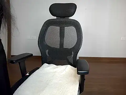 lustyruhh online show from March 21, 7:13 am