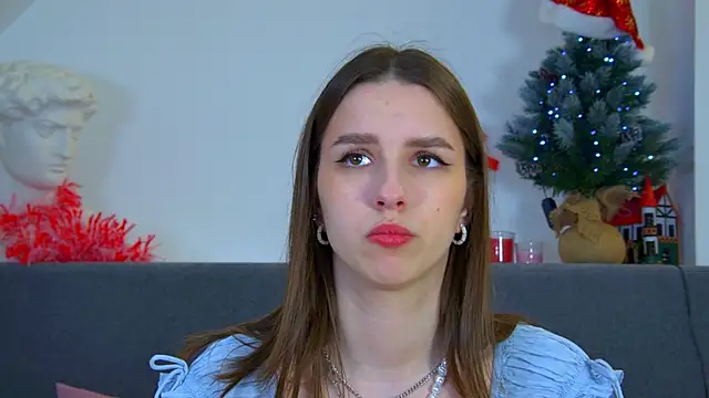 AliceAtkins online show from December 15, 6:51 am