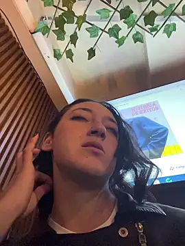 Lia  white online show from November 30, 1:10 am