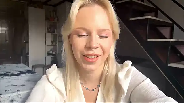 JinRenkes online show from October 24, 10:44 am
