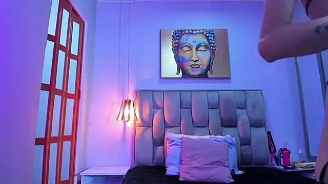 Violet-Storm- online show from November 16, 4:36 am