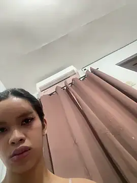 Candicemeow online show from June 11, 2:22 am