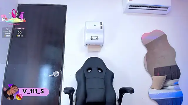 andreanix online show from February 13, 8:21 pm