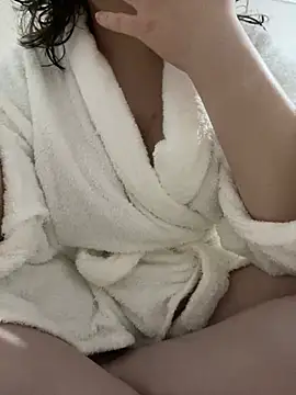 Angeldoram online show from February 26, 7:35 pm