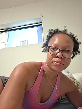 SweetieP11 online show from April 27, 4:15 pm