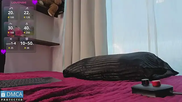 eva delight  online show from April 21, 12:12 pm