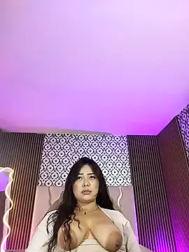 damii tay1 online show from April 11, 7:45 am