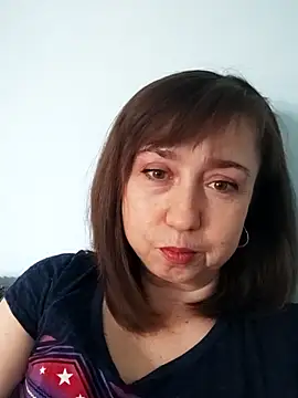 MaryKiki5619 online show from April 7, 9:00 am