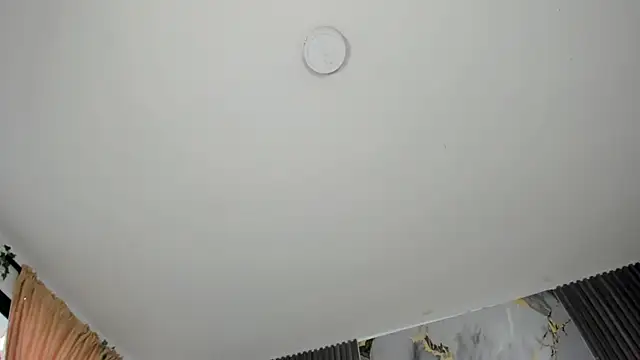 JanneBlossom  online show from April 5, 9:36 pm