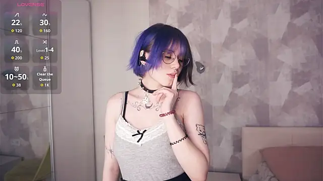 KellePourier online show from November 25, 6:20 pm