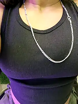 Sexy-suhana- online show from January 18, 9:11 pm