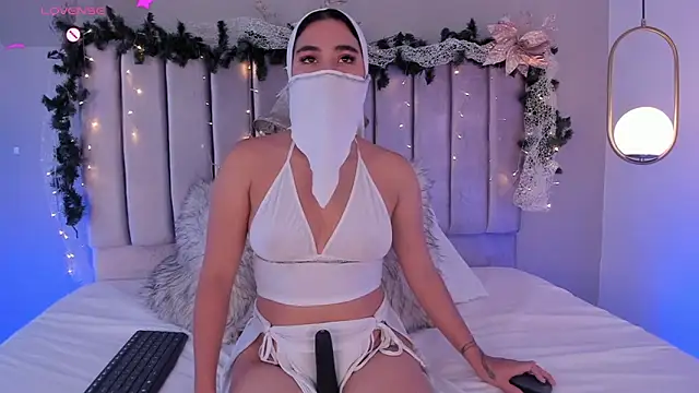 Melanie hillz online show from November 25, 7:47 pm