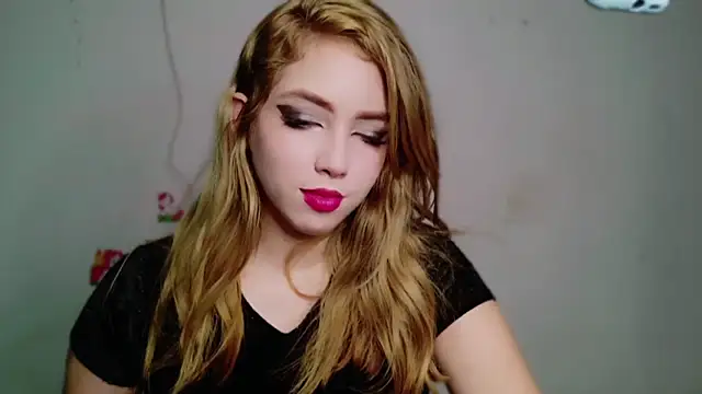 Natalia alian online show from October 31, 7:18 pm