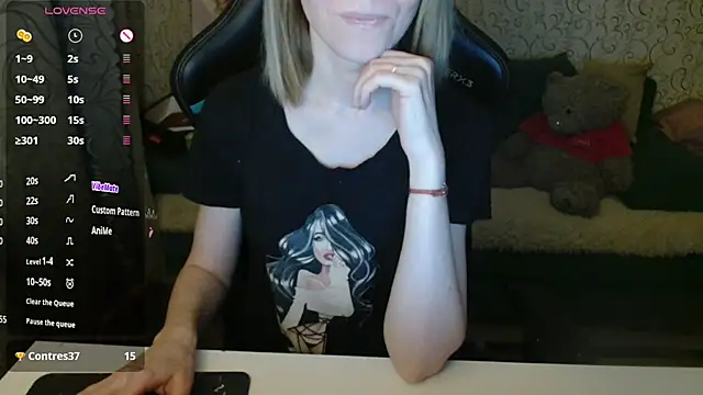  Alisa Allison  online show from October 28, 3:18 pm