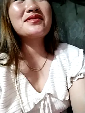 emini-xx online show from March 24, 1:49 pm