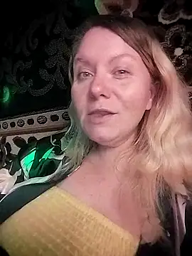 Lana-murr online show from November 12, 6:00 am