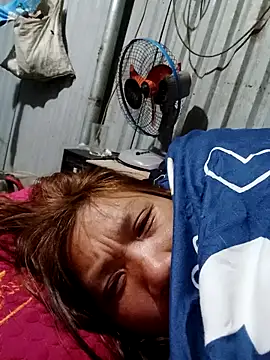 bella-la online show from February 1, 7:12 pm