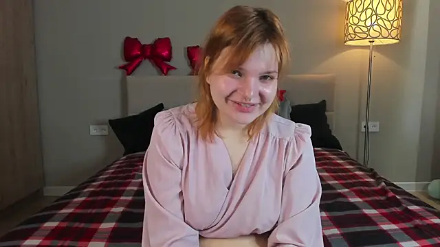 babyyullii online show from March 31, 1:38 am