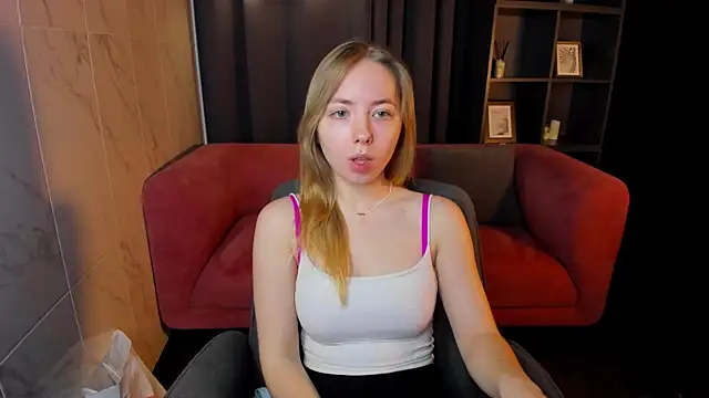 Nora Miller online show from November 21, 5:53 am