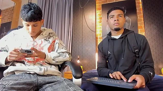 Jack and Joes online show from December 3, 3:09 am