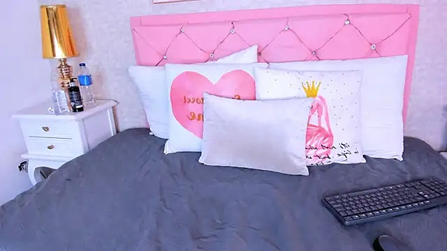 scarlett thompson 7 online show from February 9, 2:58 am